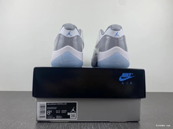 Cement 11 Low Jordan AV2187-140 Grey Air 0615